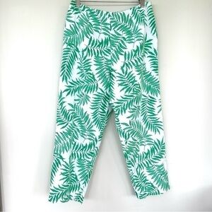 Talbots cropped pants, high waisted, in 💯  cotton, tropical print